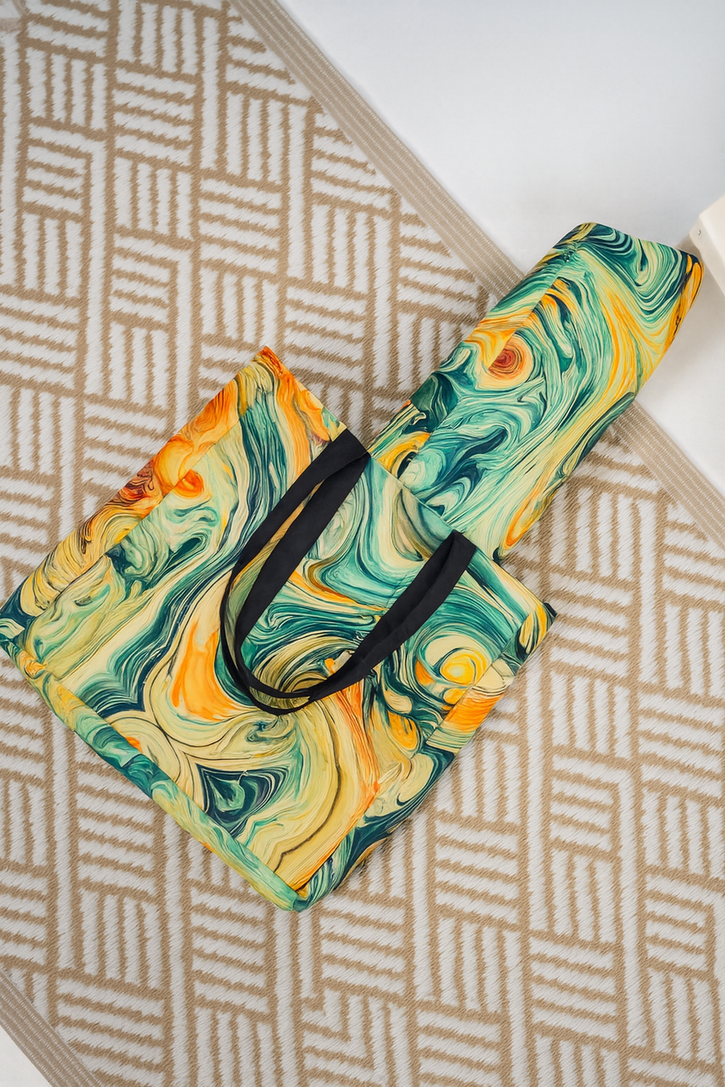Susurros Tote